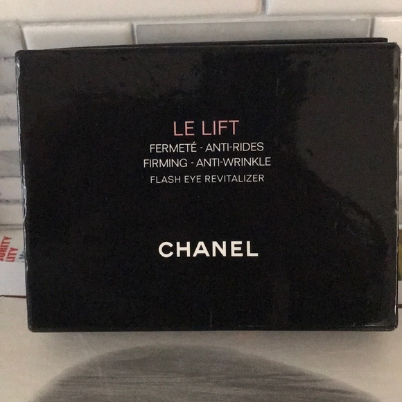 Le Lift Anti Wrinkle Revitalizer